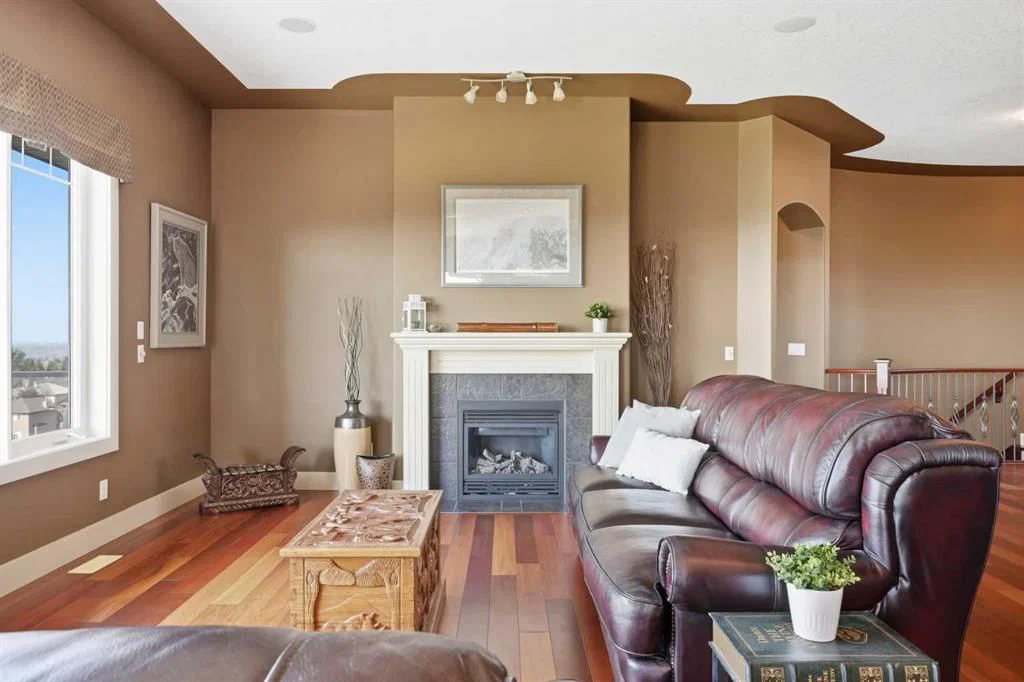 87 Royal Ridge Terrace NW, Calgary — photo 5 of 50