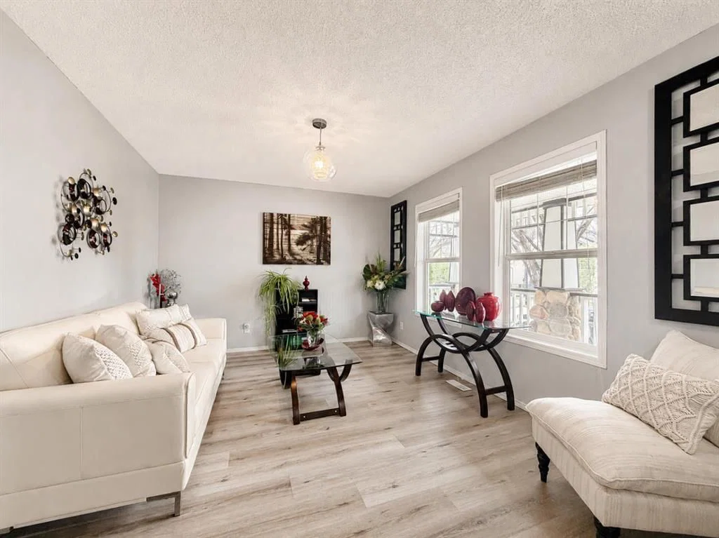 42 Inverness View SE, Calgary — photo 3 of 46