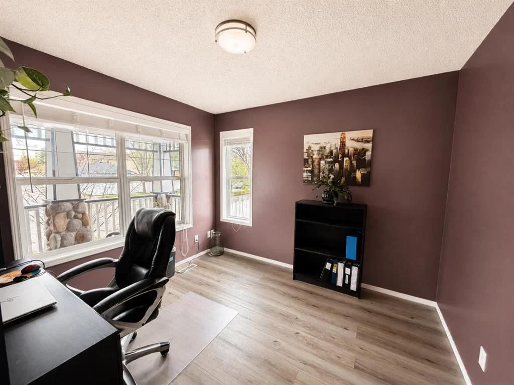 42 Inverness View SE, Calgary — photo 5 of 46