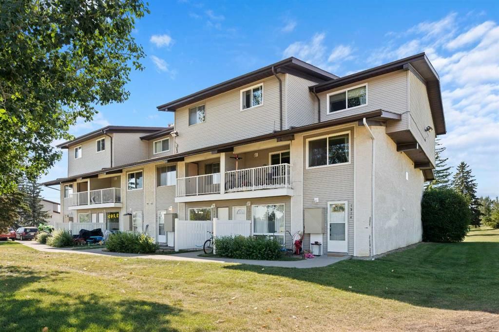 1213, 200 Brookpark Drive SW, Calgary — photo 2 of 25