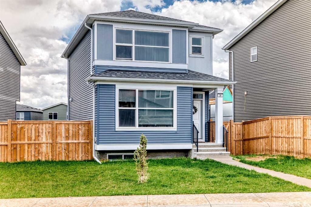 36 Howse Heights NE, Calgary — main listing photo