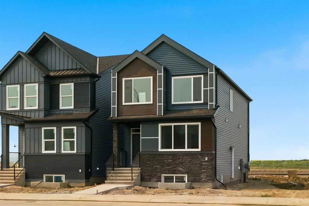 37 Rosemary Gardens SE, Calgary — photo 2 of 50