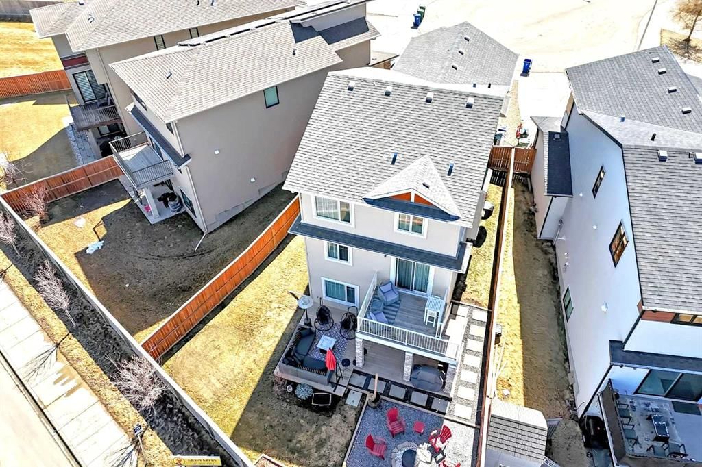 35 Walden Mount SE, Calgary — photo 3 of 47