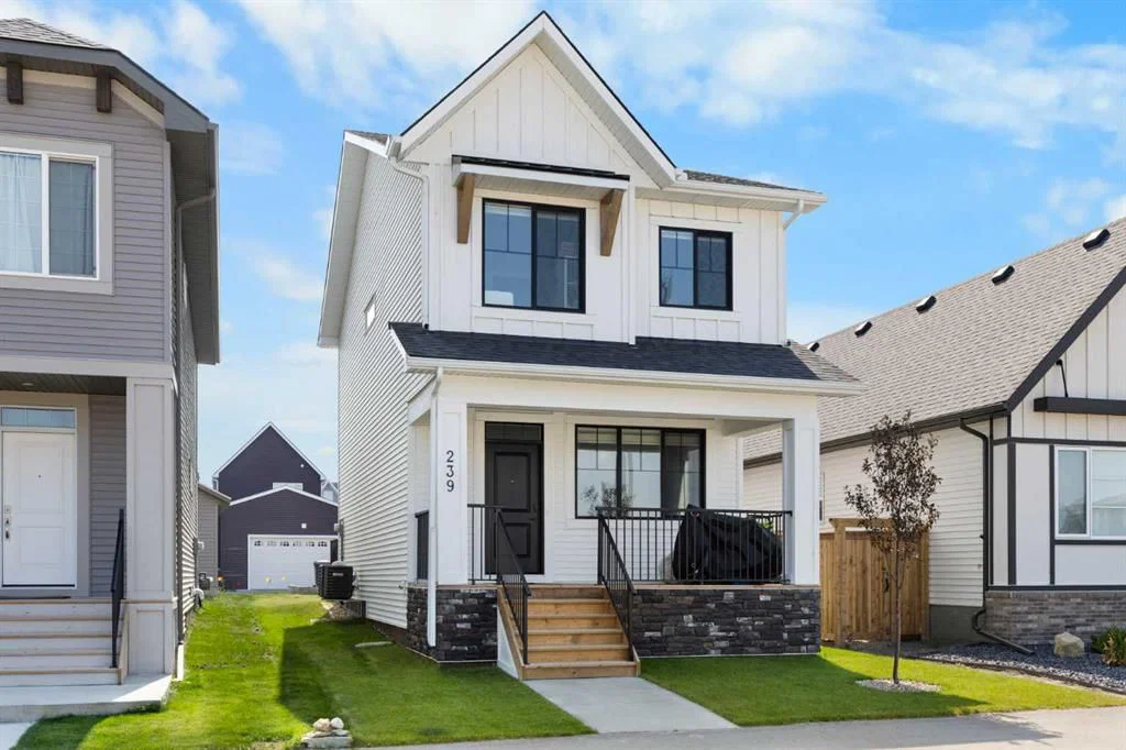 239 Vista Road, Crossfield — photo 2 of 35