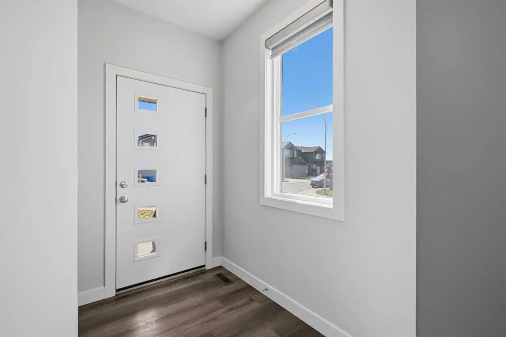 71 Belvedere Green SE, Calgary — photo 2 of 45