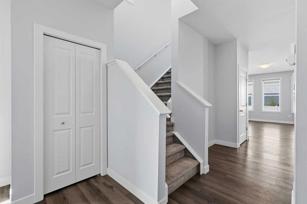 71 Belvedere Green SE, Calgary — photo 3 of 45
