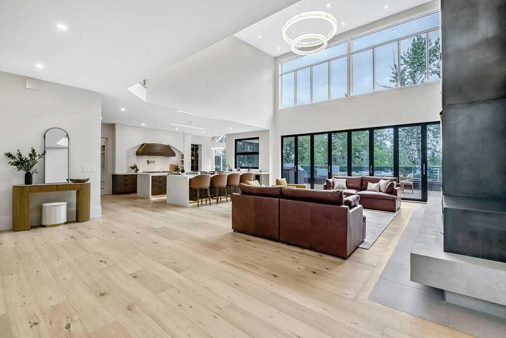 63 Pumpmeadow Crescent SW, Calgary — photo 3 of 49