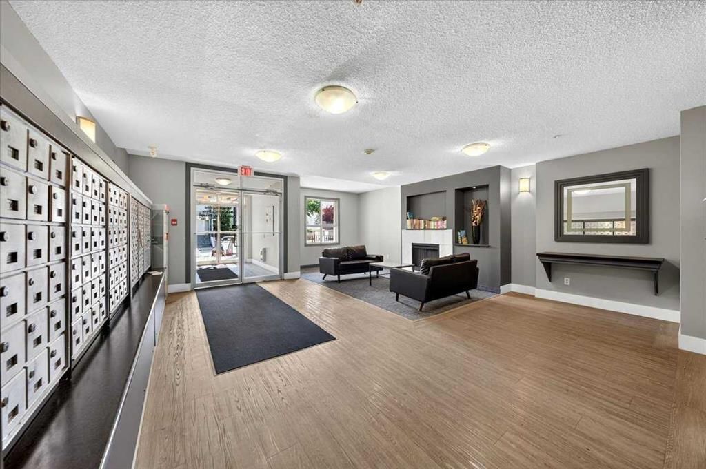 3304, 73 Erin Woods Court SE, Calgary — photo 5 of 43