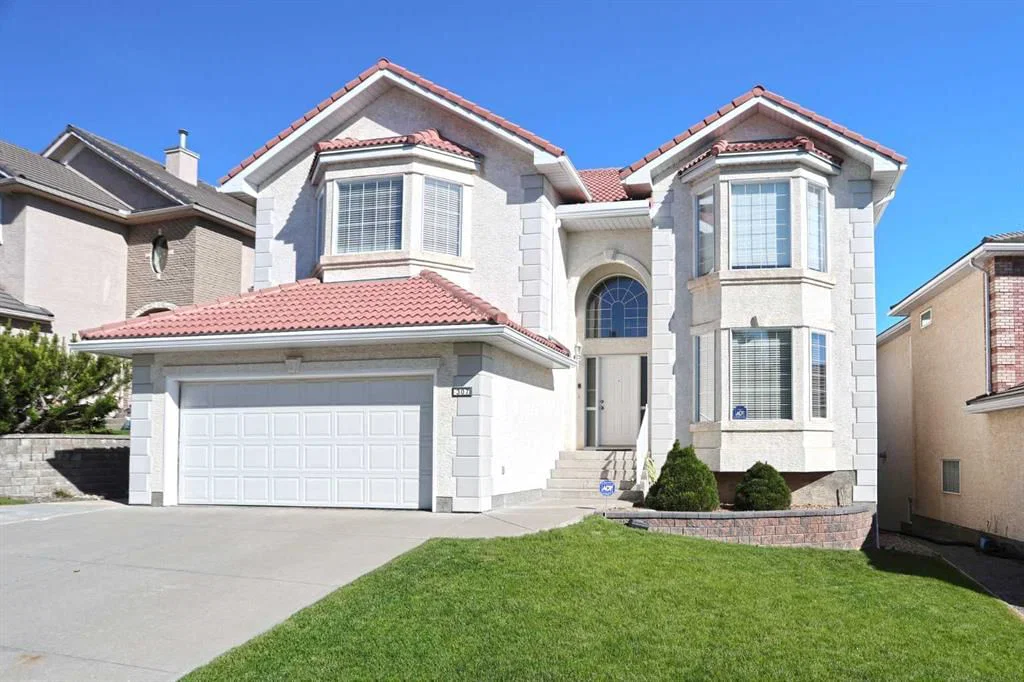 307 Hampstead Way NW, Calgary — main listing photo