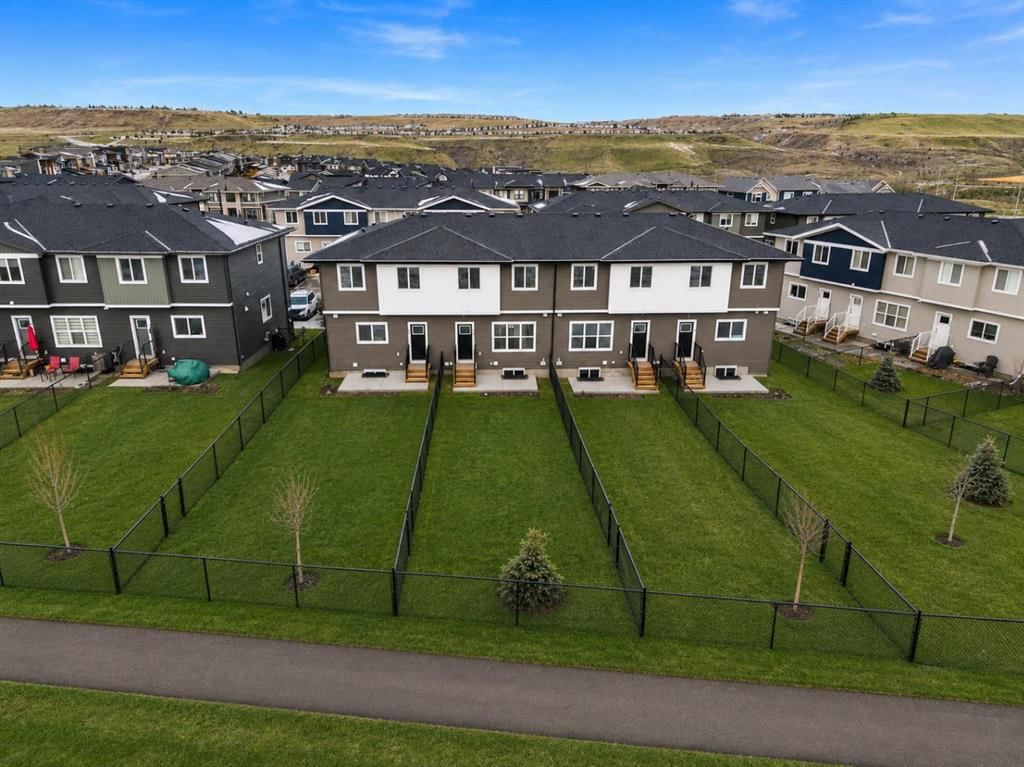 804, 525 River Heights Drive, Calgary — row/townhouse for sale