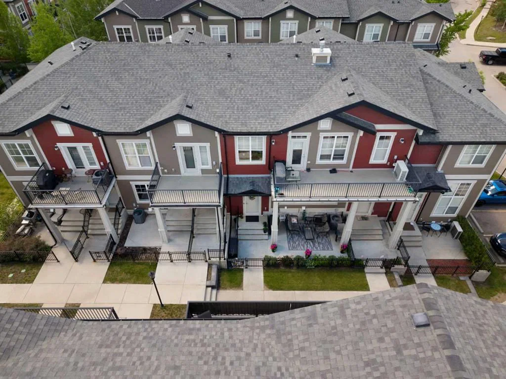 315 Cranford Walk SE, Calgary — photo 2 of 30