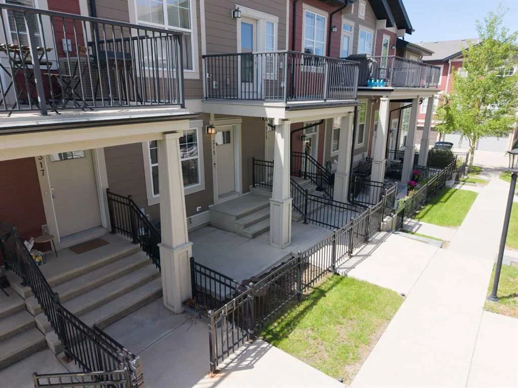 315 Cranford Walk SE, Calgary — photo 5 of 30