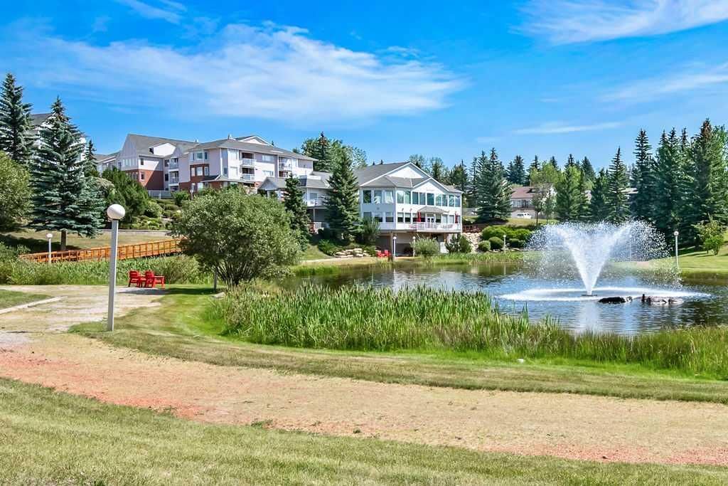 1103, Hawksbrow Point NW, Calgary — photo 2 of 47