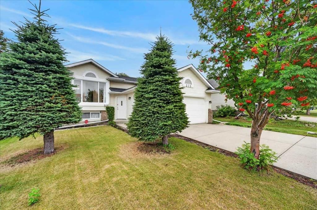 273 Sandarac Drive NW, Calgary — photo 2 of 50
