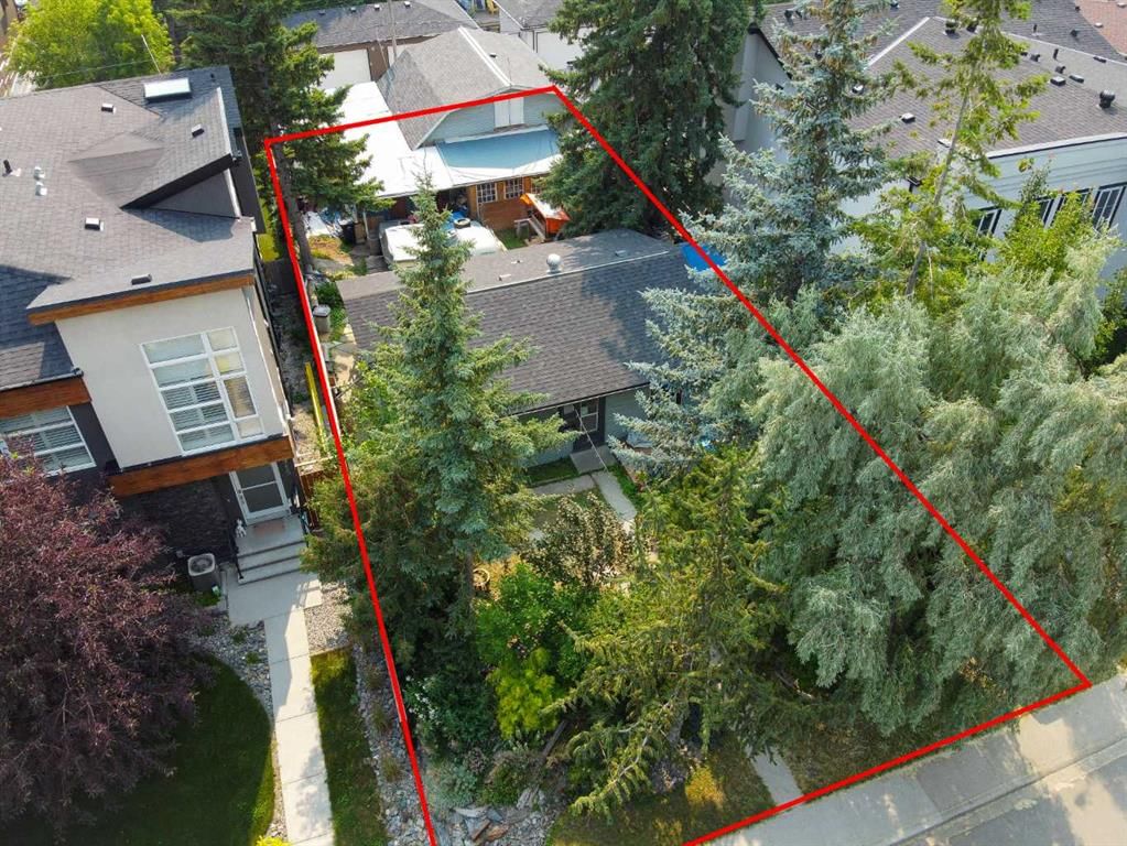 4919 21 Avenue NW, Calgary — main listing photo