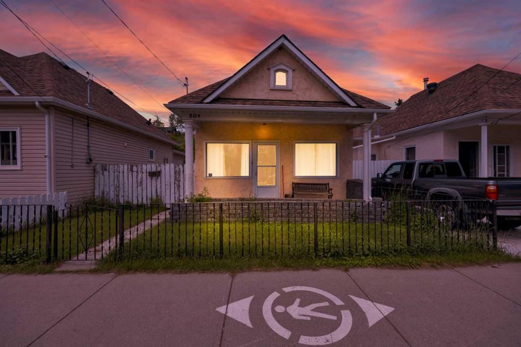 804 Mcdougall Road NE, Calgary — main listing photo