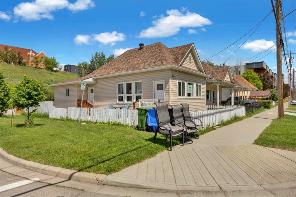 802 Mcdougall Road NE, Calgary — photo 5 of 47