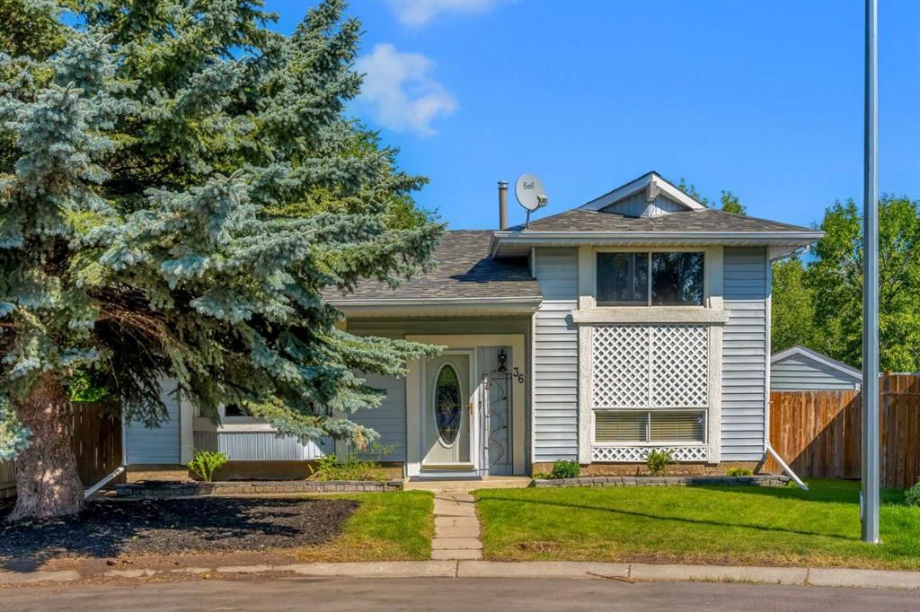 36 McKerrell Court SE, Calgary — photo 2 of 46