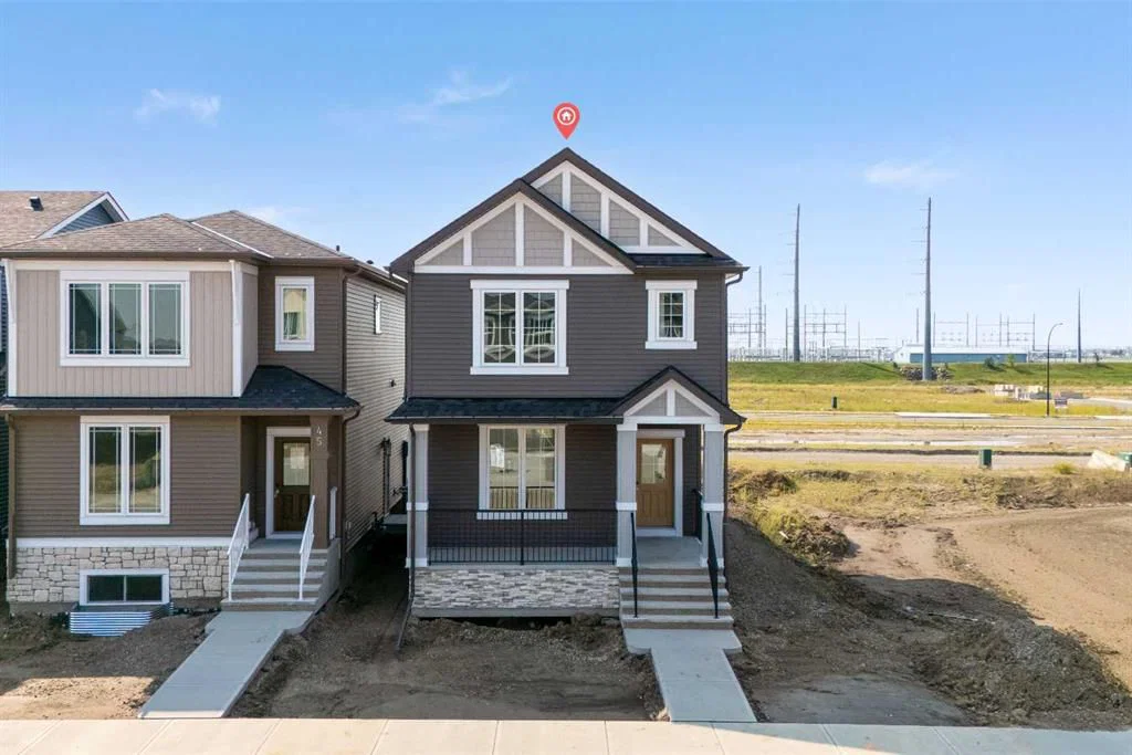 49 Hotchkiss Gardens SE, Calgary — main listing photo