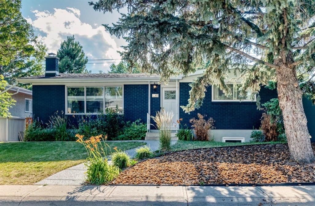 411 Woodland Crescent SE, Calgary — photo 2 of 50