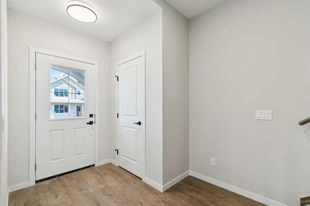 78 Bluerock Hill SW, Calgary — photo 3 of 35