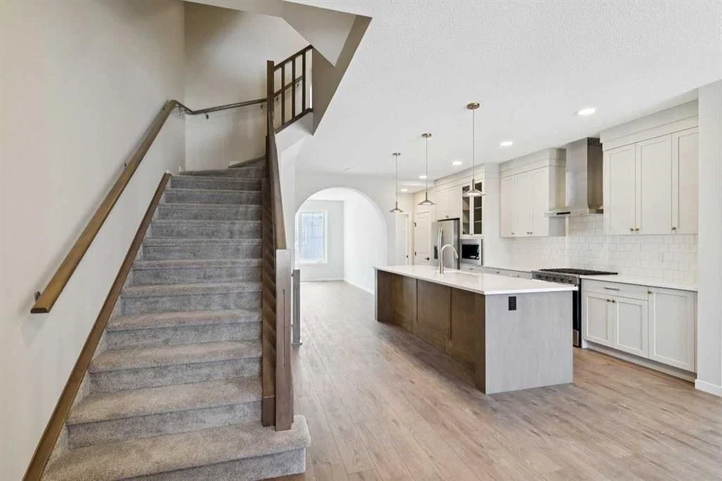 78 Bluerock Hill SW, Calgary — photo 5 of 35