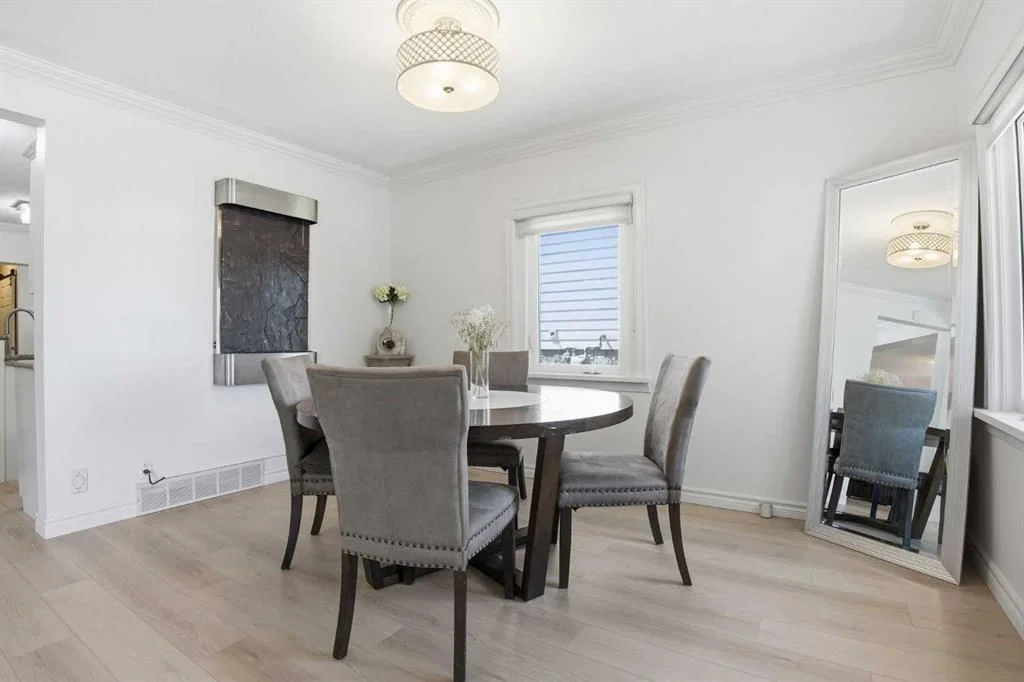 1835 29 Avenue SW, Calgary — photo 5 of 50