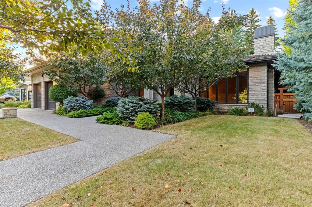 1020 Bel-Aire Drive SW, Calgary — photo 4 of 50