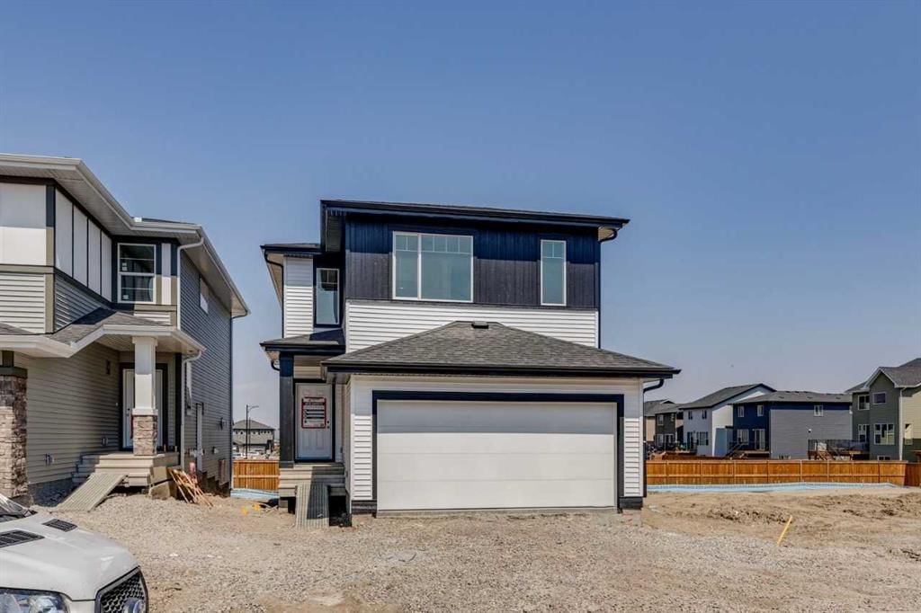 173 Southborough Common, Cochrane — photo 3 of 50