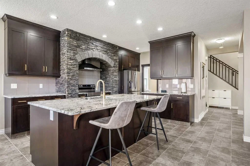 495 Cranford Drive SE, Calgary — photo 5 of 47