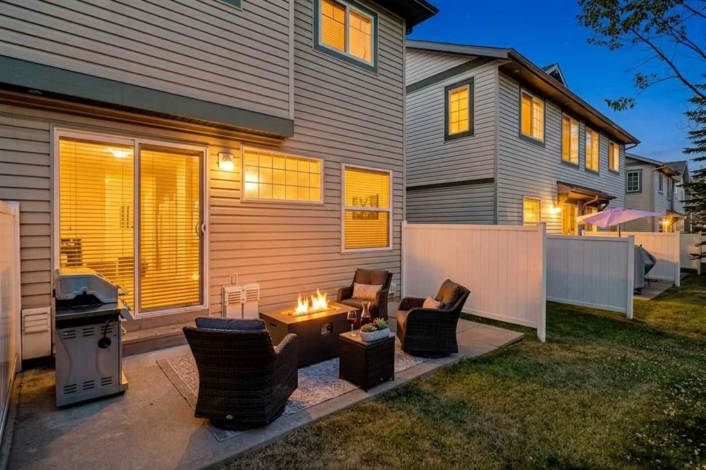 2337 Eversyde Avenue SW, Calgary — photo 2 of 31