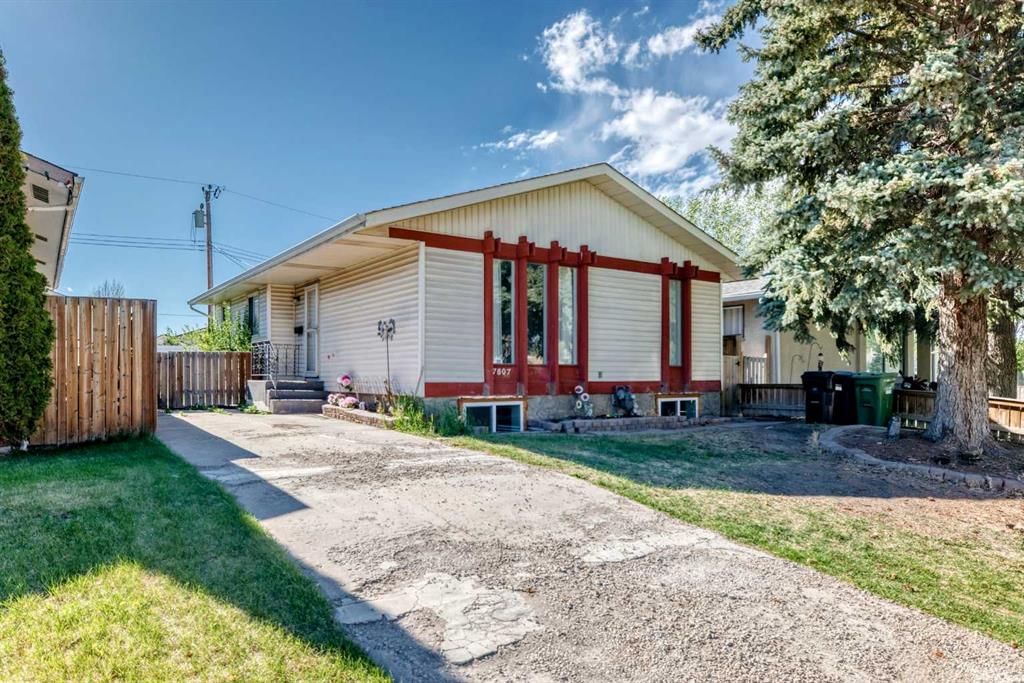 7807 20A Street SE, Calgary — main listing photo