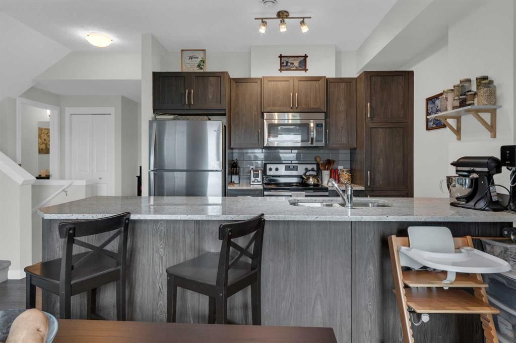 205, 250 Fireside View, Cochrane — photo 5 of 31