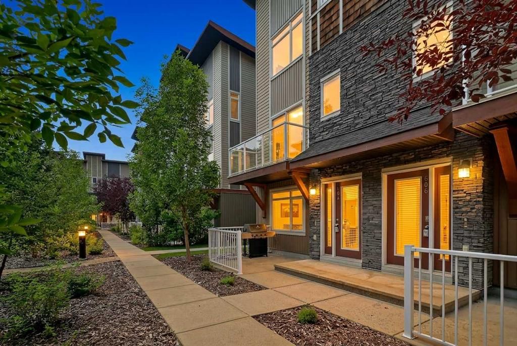 604 Skyview Point Place NE, Calgary — photo 2 of 45