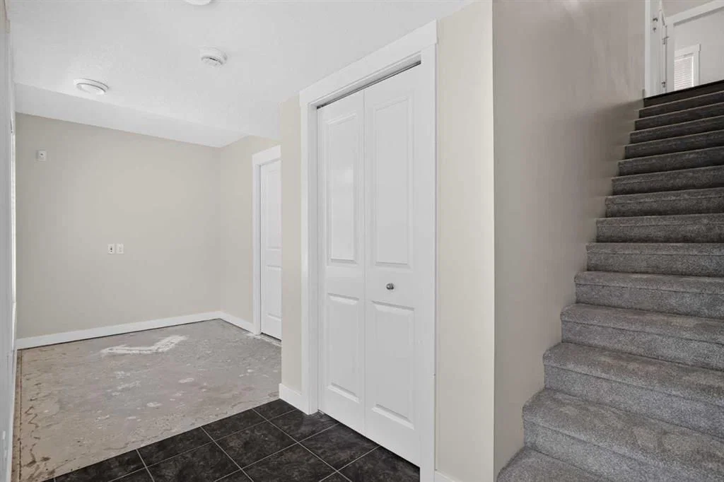 604 Skyview Point Place NE, Calgary — photo 5 of 45