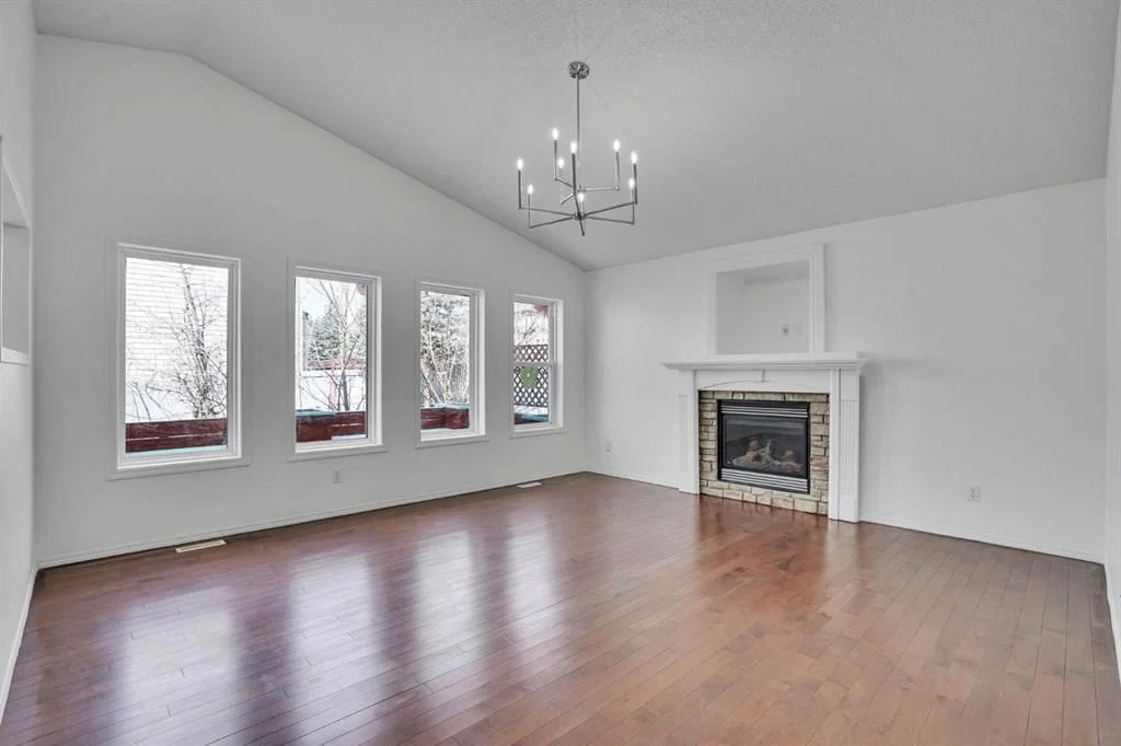 89 Everoak Drive SW, Calgary — photo 5 of 47