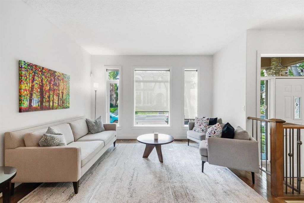 624 27 Avenue NW, Calgary — photo 3 of 36