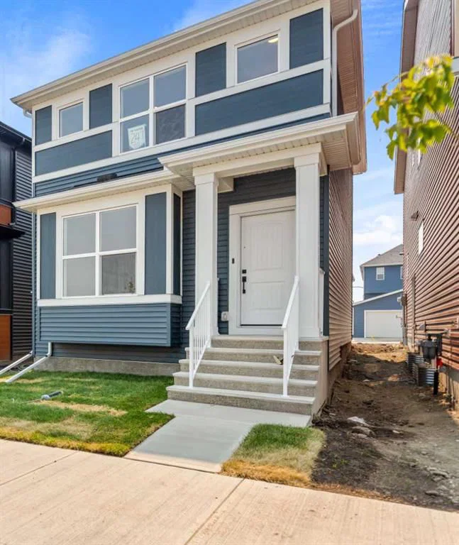 247 Lucas Gate NW, Calgary — photo 2 of 26