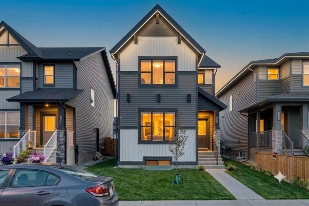 856 Midtown Drive SW, Airdrie — photo 2 of 43