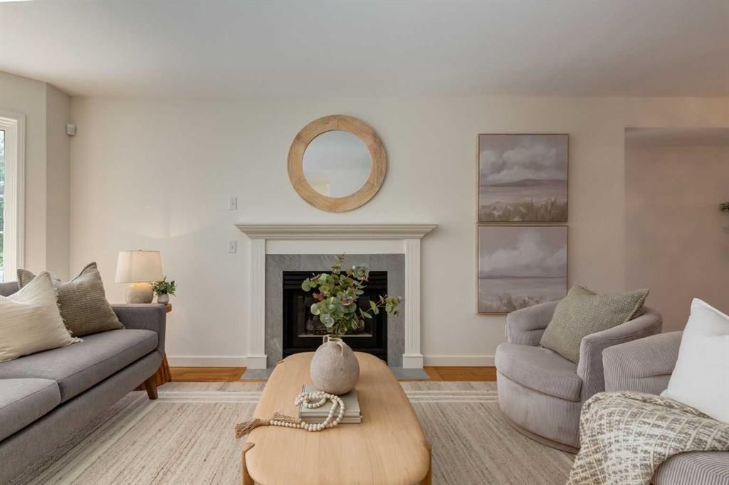 2218 3 Avenue NW, Calgary — photo 5 of 49