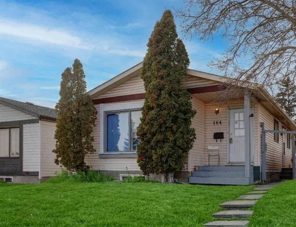 164 Faldale Close NE, Calgary — main listing photo