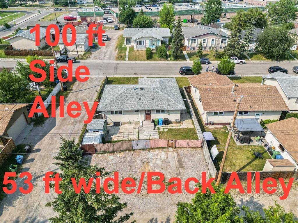 211 Forest Way SE, Calgary — photo 5 of 10