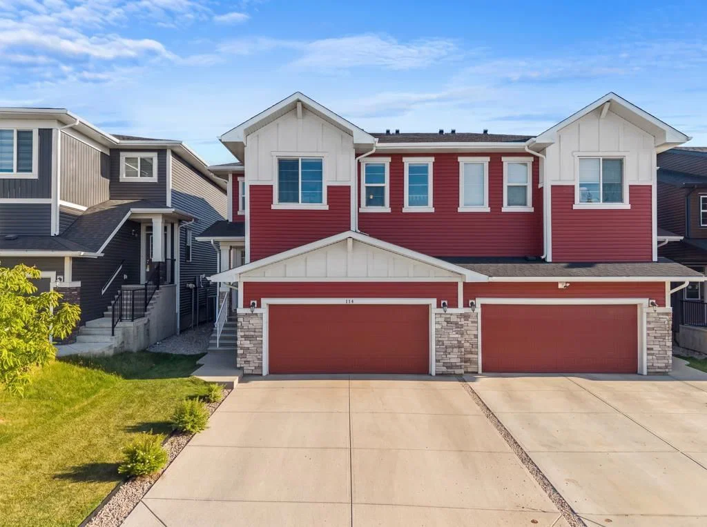 114 Crestbrook Way SW, Calgary — main listing photo
