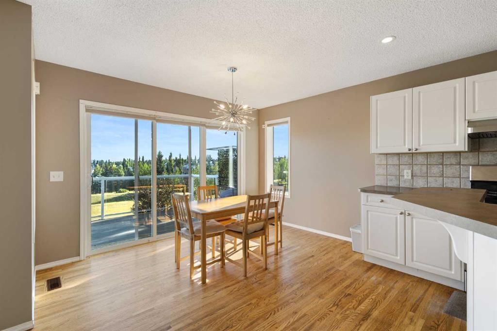 13 Tuscany Springs Circle NW, Calgary — photo 4 of 30