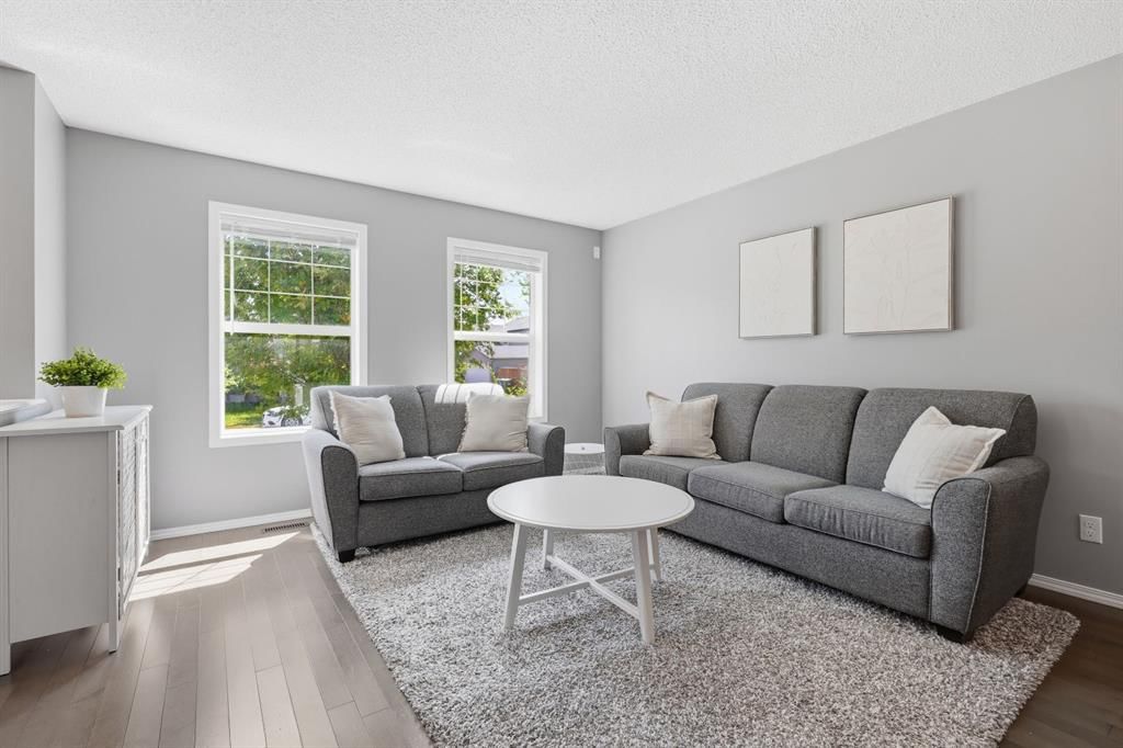 4008 New Brighton Grove SE, Calgary — photo 4 of 46