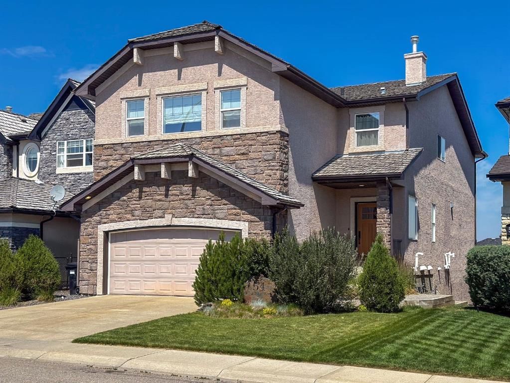 54 Royal Ridge Mount NW, Calgary — main listing photo