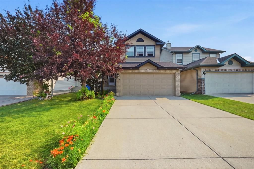 54 Saddlecreek Crescent NE, Calgary — main listing photo