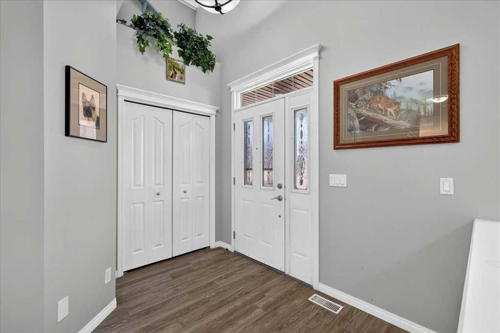 21 Mcintyre Place NW, Langdon — photo 5 of 50
