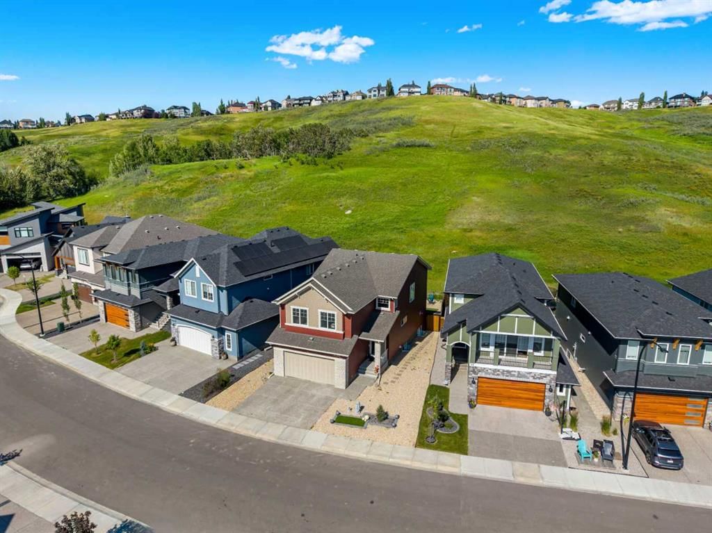52 Cranbrook Cape SE, Calgary — photo 2 of 50