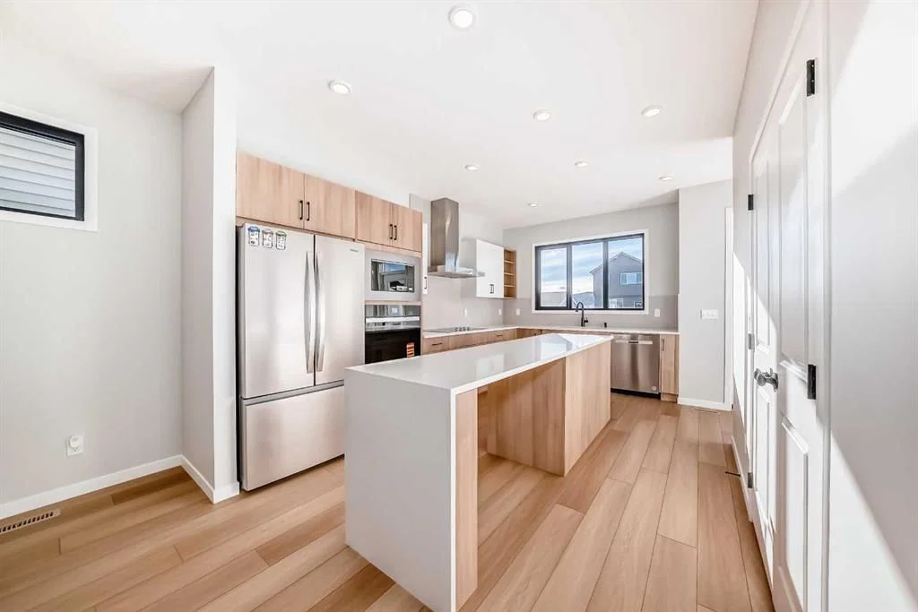 1245 Creekview Drive SW, Calgary — photo 3 of 48